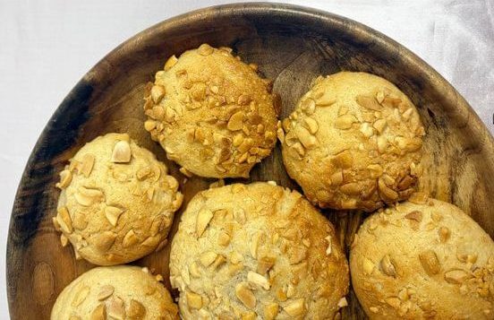 کوکی کروسان بادام